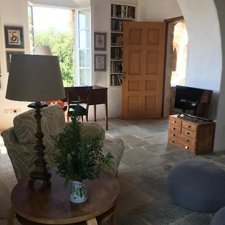 Villa The Patrick & Joan Leigh Fermor House *