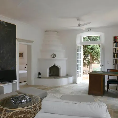 The Patrick & Joan Leigh Fermor House * Kardhamili