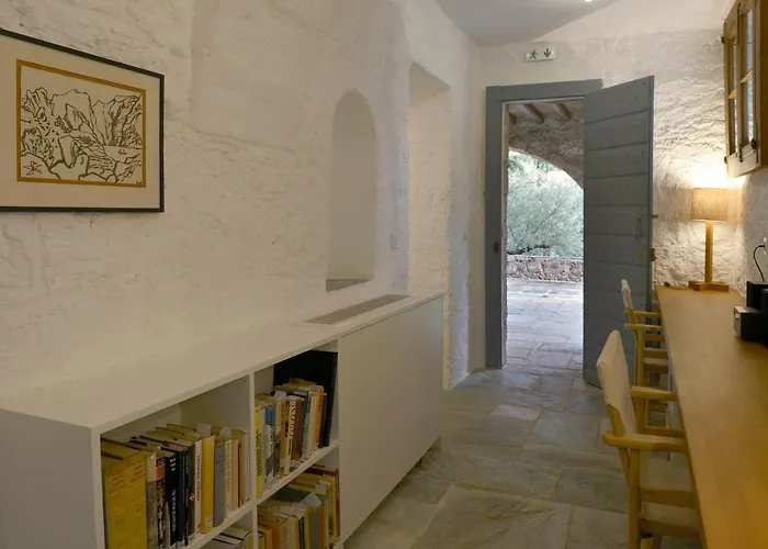 The Patrick & Joan Leigh Fermor House * Kardamyli