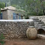 The Patrick & Joan Leigh Fermor House * Kardamyli