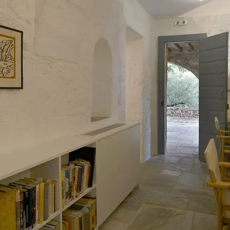 The Patrick & Joan Leigh Fermor House * Kardhamili