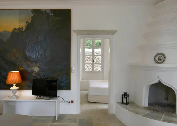 The Patrick & Joan Leigh Fermor House Вилла *