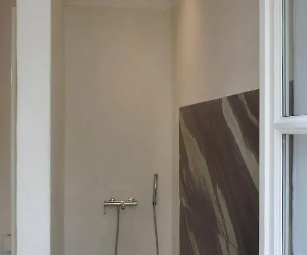 Вилла The Patrick & Joan Leigh Fermor House Кардамили