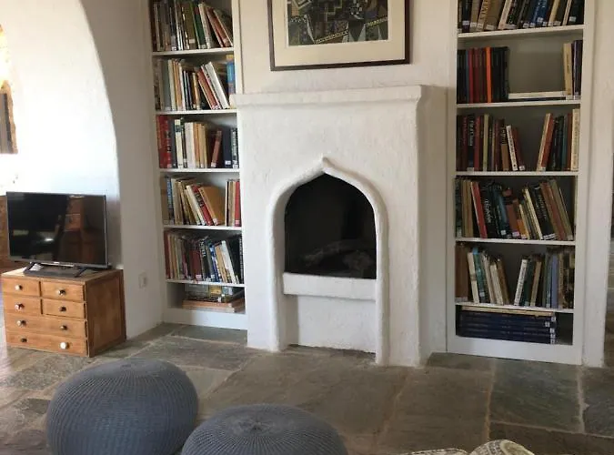 The Patrick & Joan Leigh Fermor House Villa *