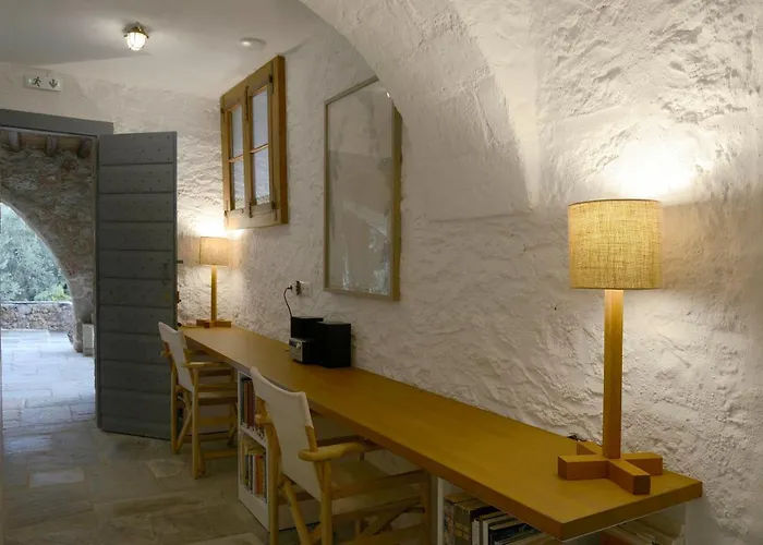 The Patrick & Joan Leigh Fermor House Вилла