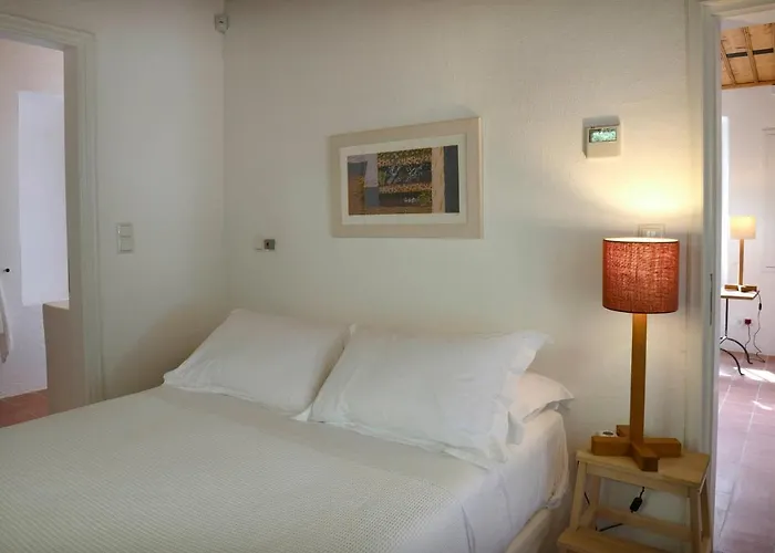 The Patrick & Joan Leigh Fermor House * Кардамили