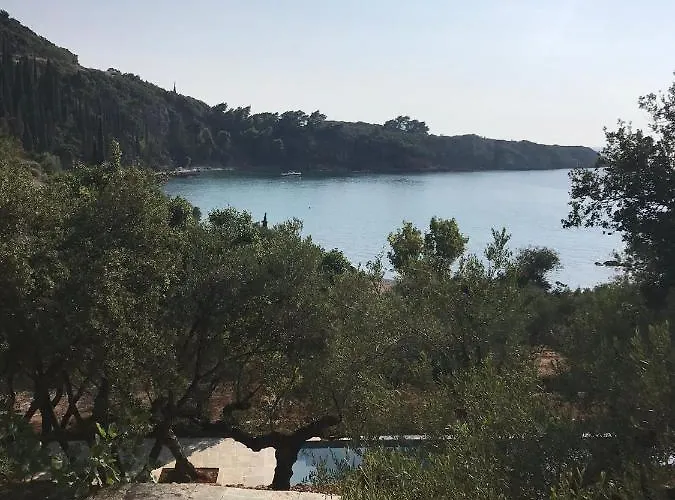 Вилла The Patrick & Joan Leigh Fermor House